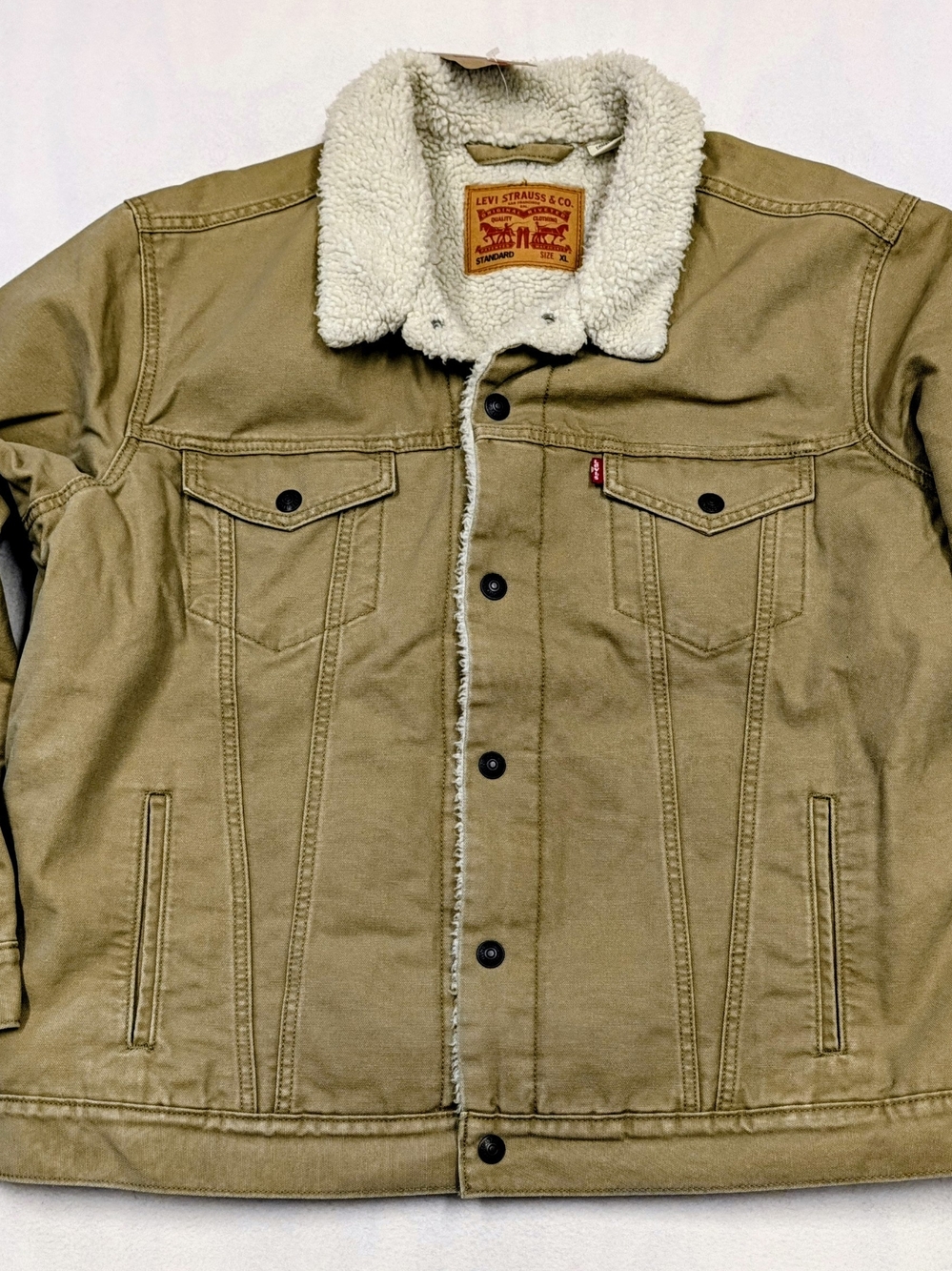 Levi's Men's Beige Sherpa Lined Trucker Jacket Button Front Pockets Size XL